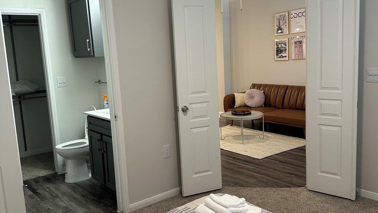 Photo of Bedroom in Braeswood Place