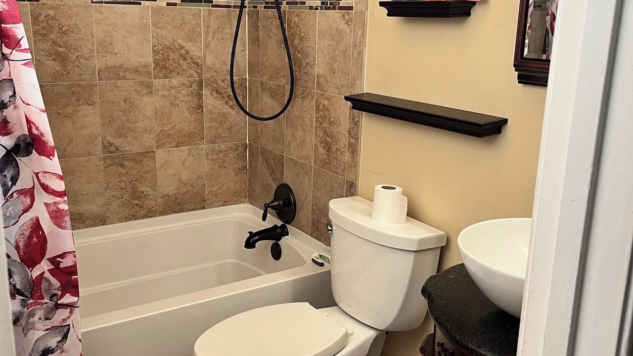 Photo of Bathroom in Greenacres