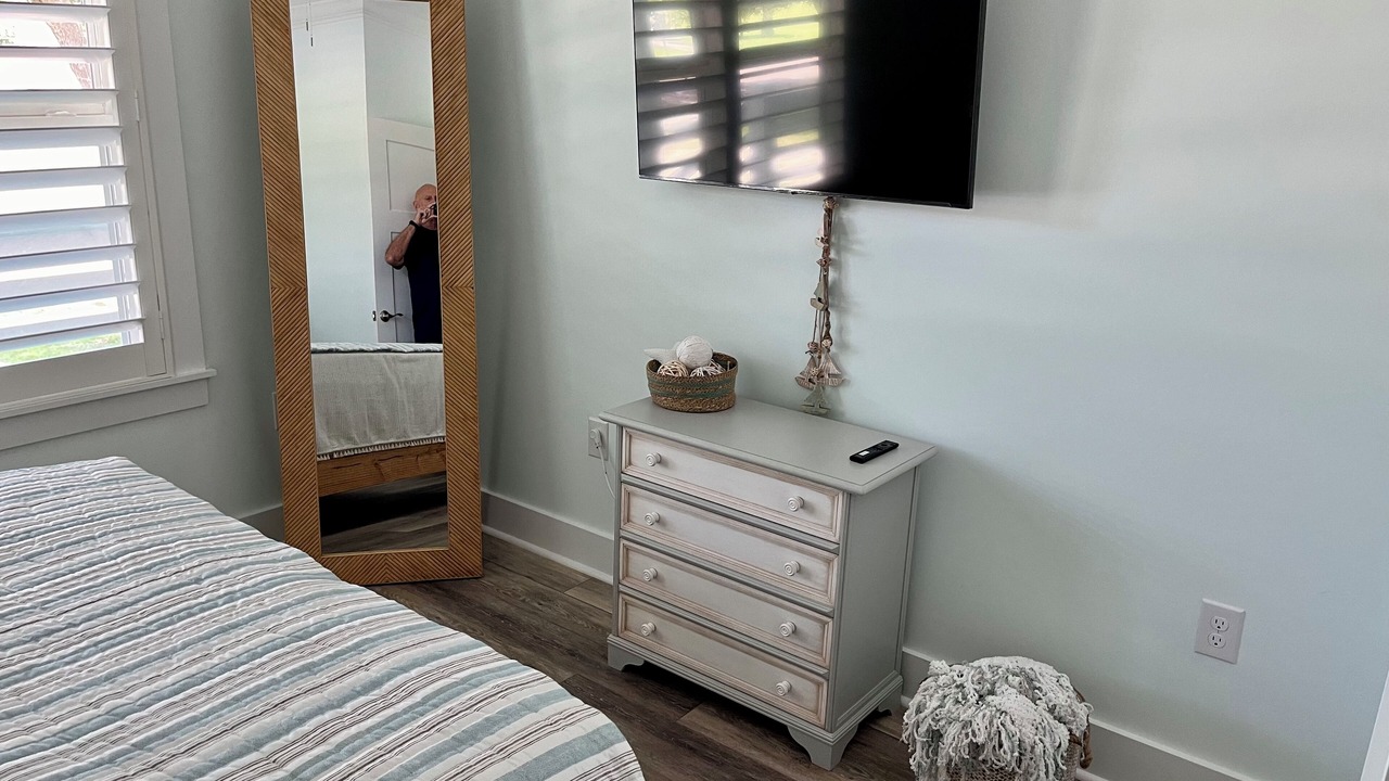 Photo of Bedroom in Long Beach