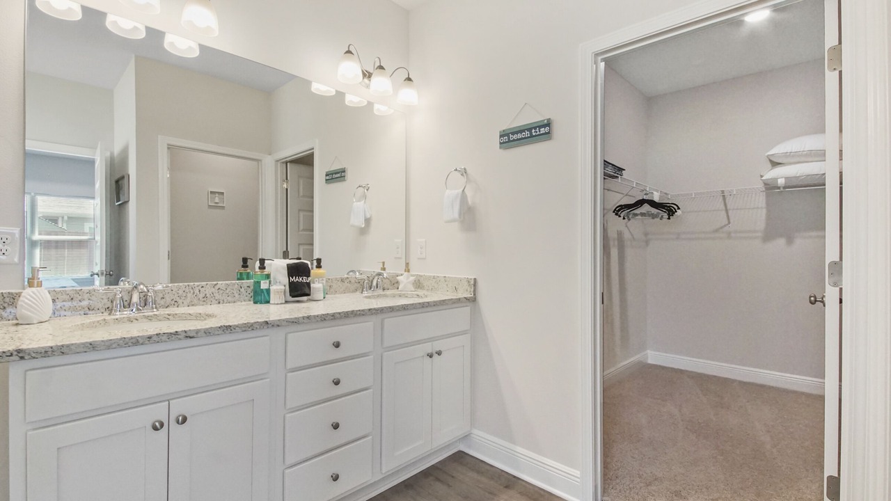 Photo of Bathroom in Upper Grand Lagoon