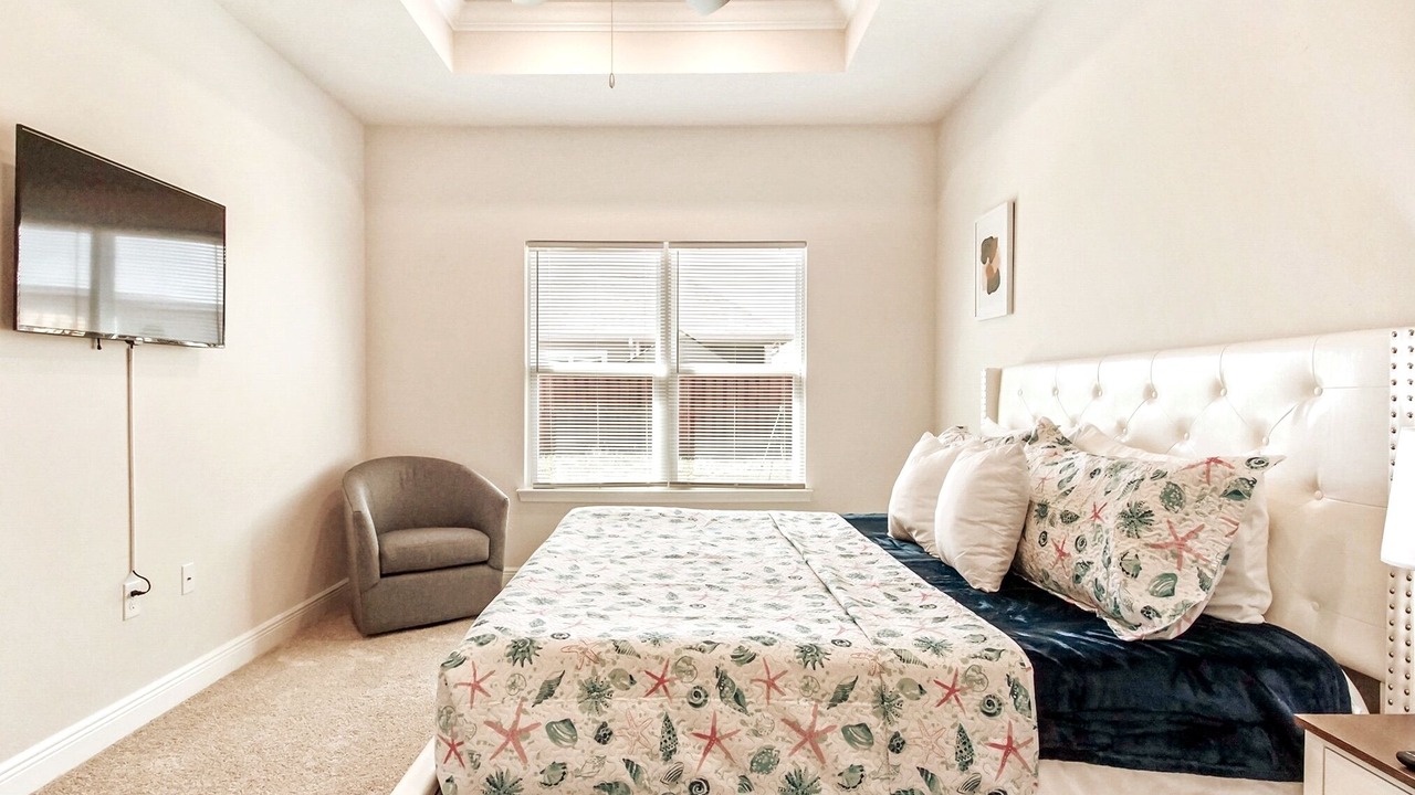 Photo of Bedroom in Upper Grand Lagoon