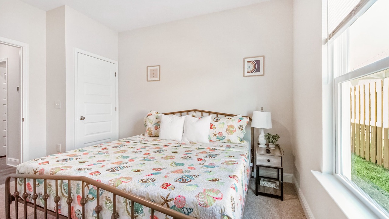 Photo of Bedroom in Upper Grand Lagoon
