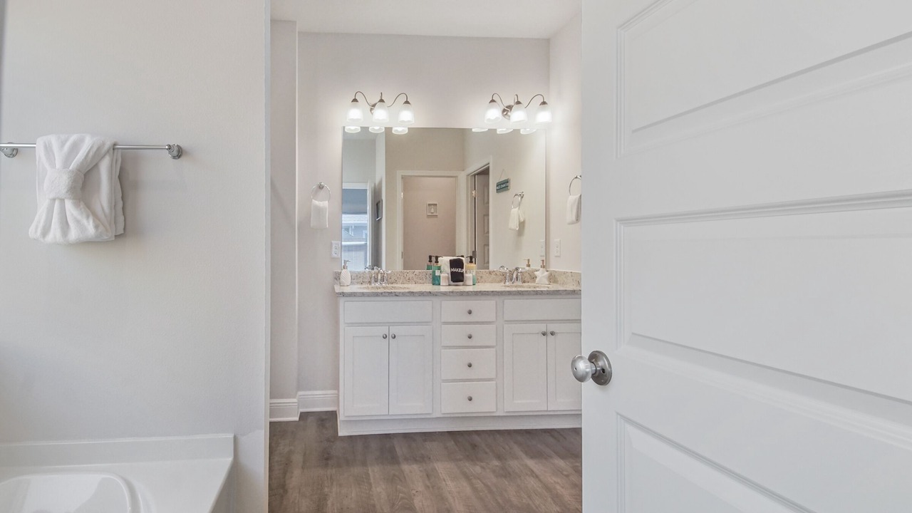 Photo of Bathroom in Upper Grand Lagoon