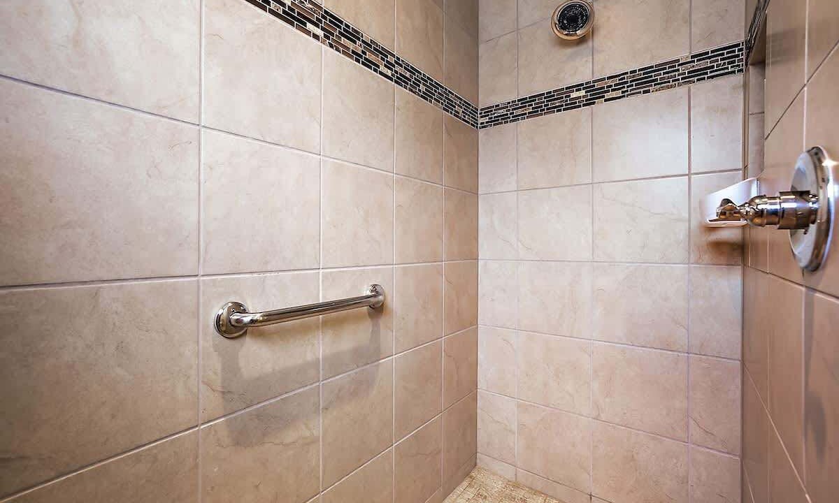 Photo of Bathroom in Fruitland Park