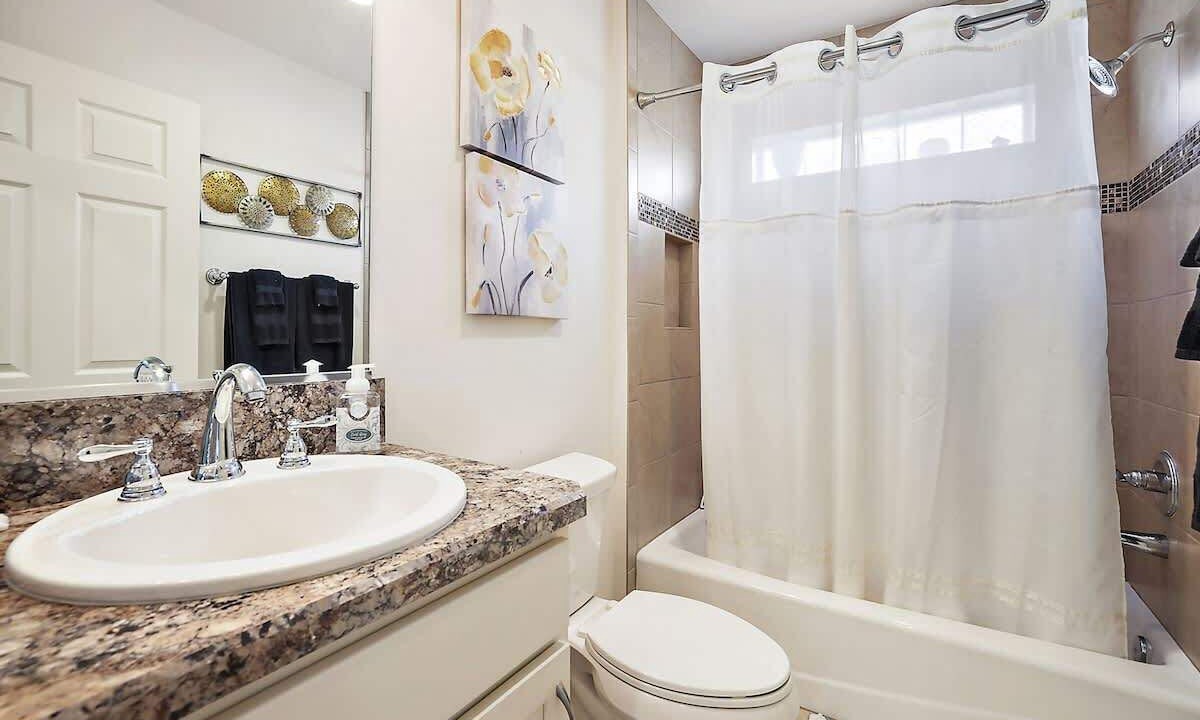 Photo of Bathroom in Fruitland Park