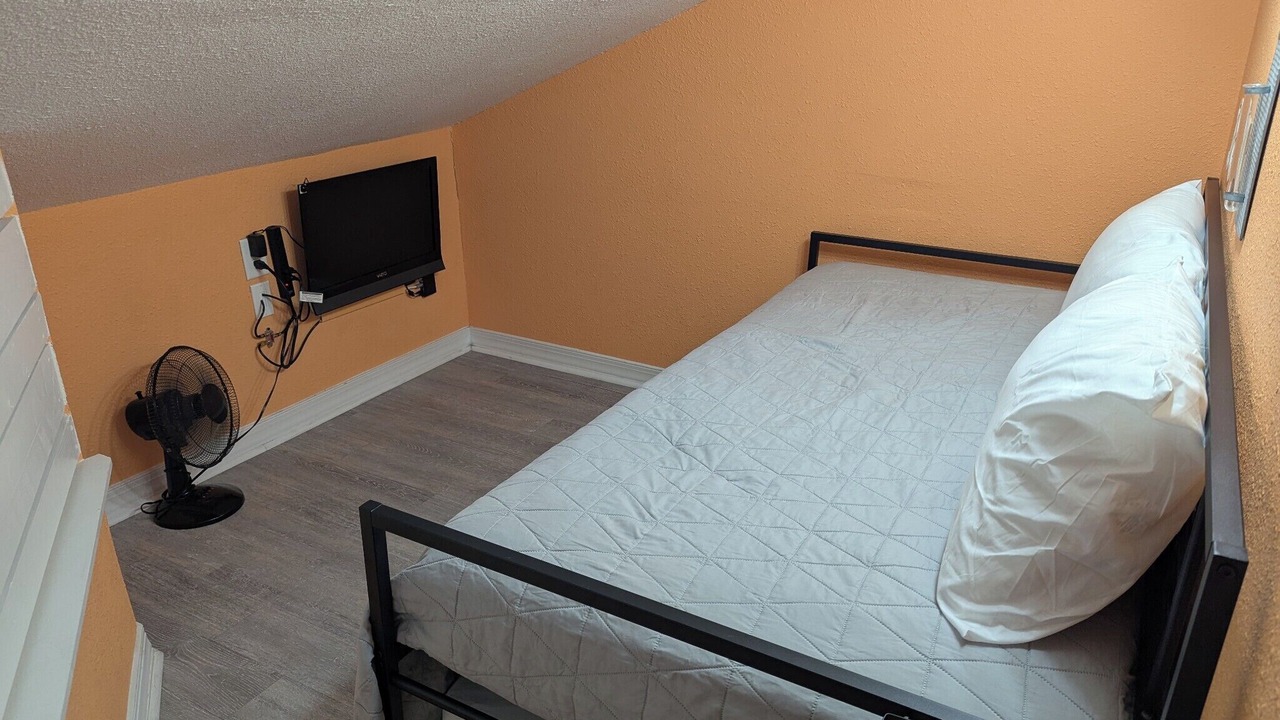 Photo of Bedroom in Holiday Beach