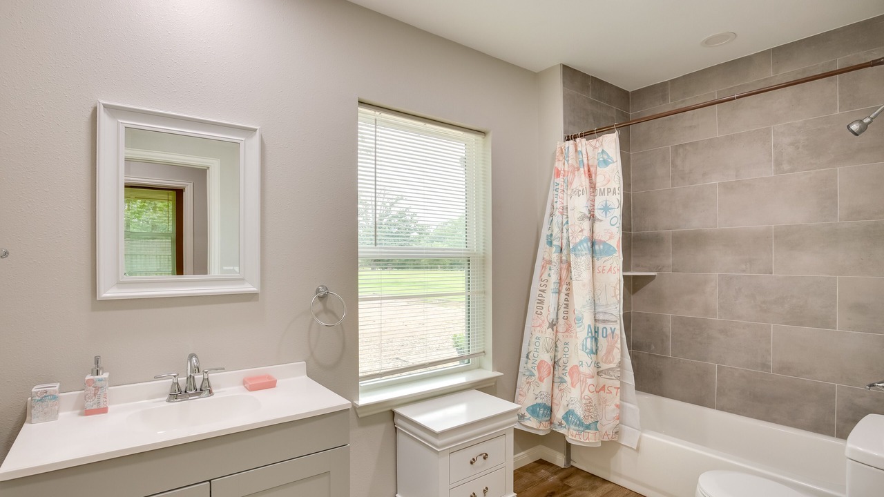 Photo of Bathroom in Emory
