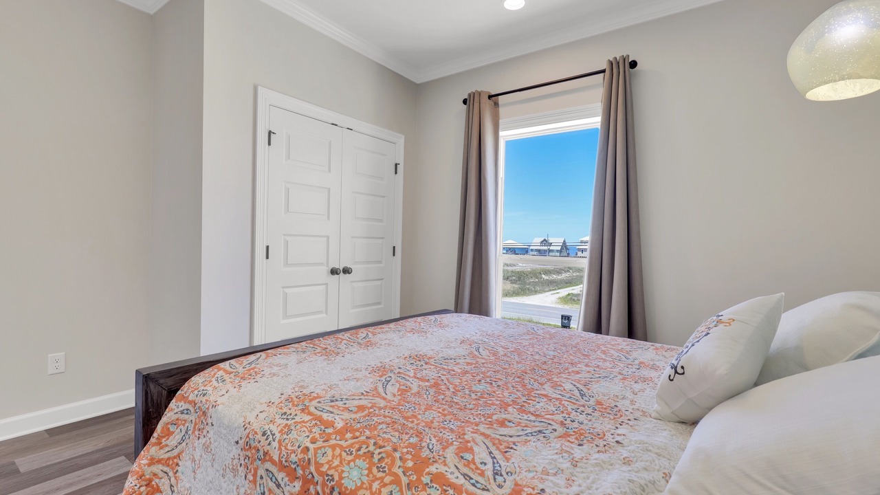 Photo of Bedroom in Dauphin Island