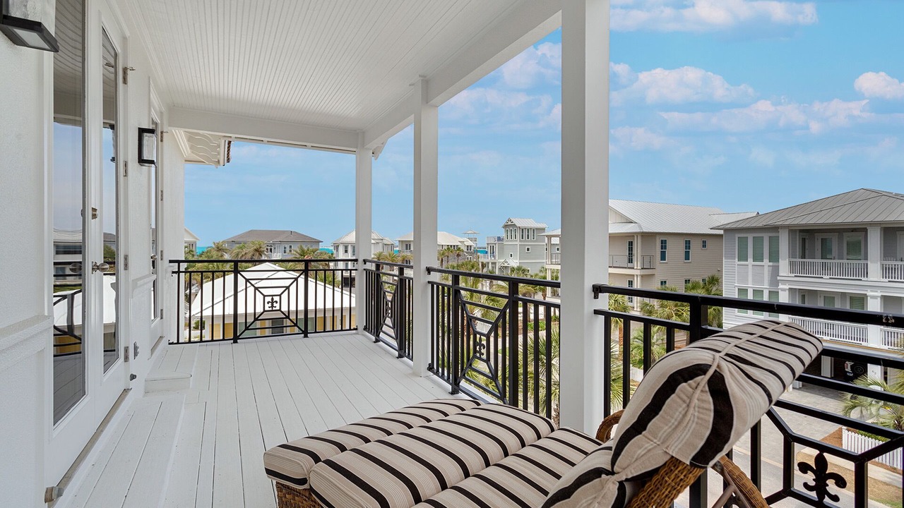 Photo of Patio Balcony in Holiday Isle