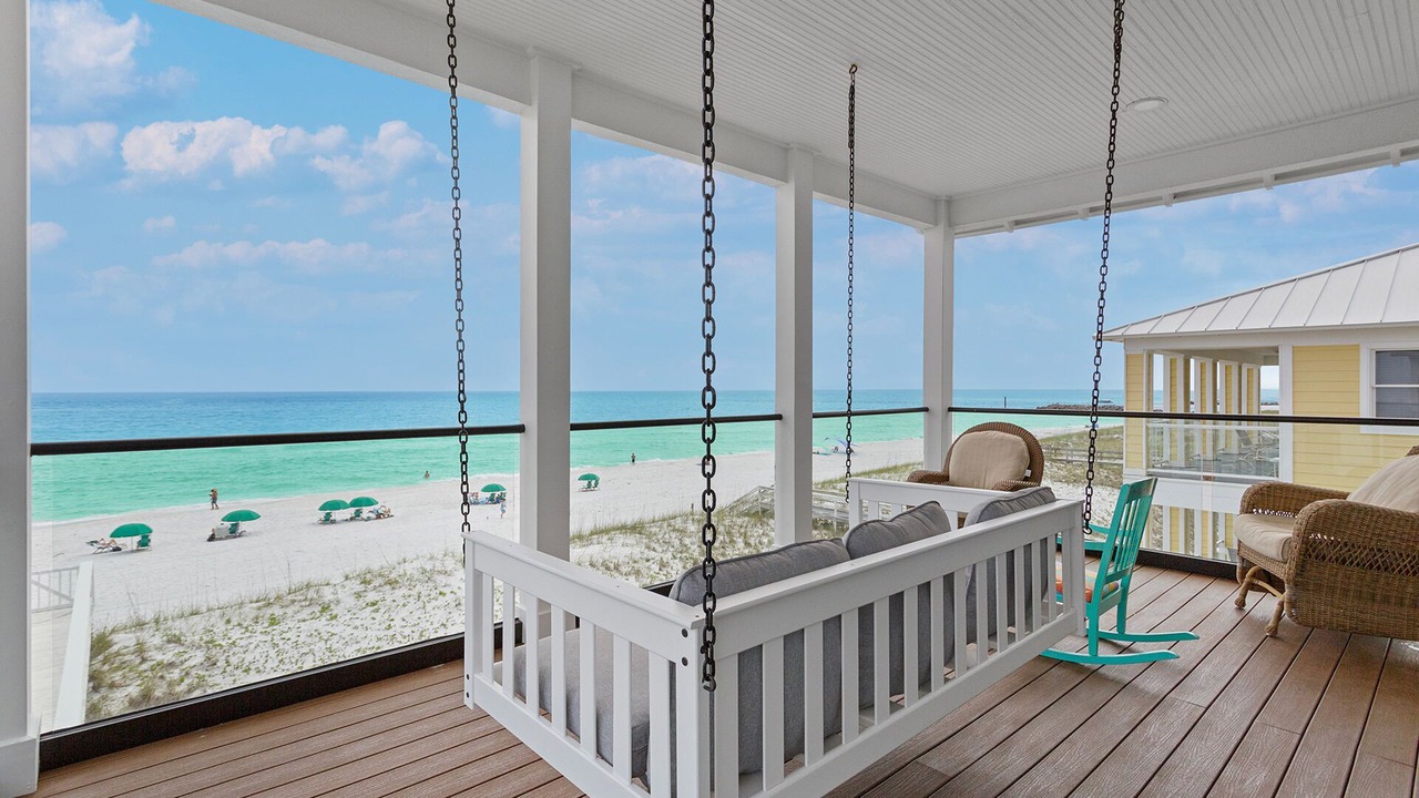 Photo of Patio Balcony in Holiday Isle