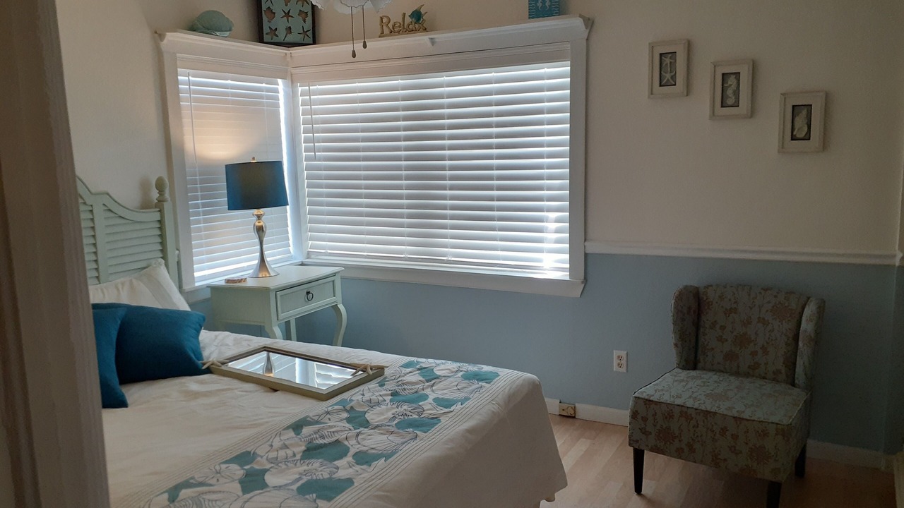 Photo of Bedroom in Crescent Beach
