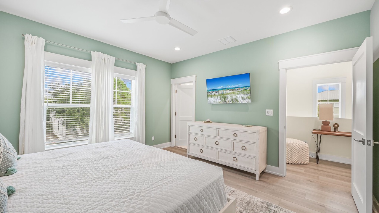 Photo of Bedroom in Village of Sugar Beach