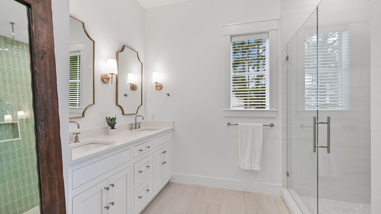 Photo of Bathroom in Village of Sugar Beach