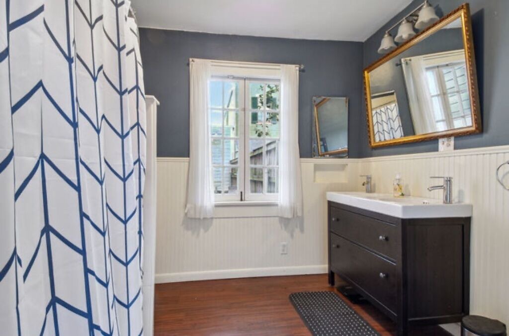 Photo of Bathroom in Algiers Point