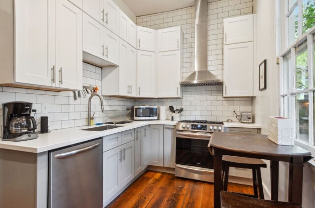 Photo of Kitchen in Algiers Point