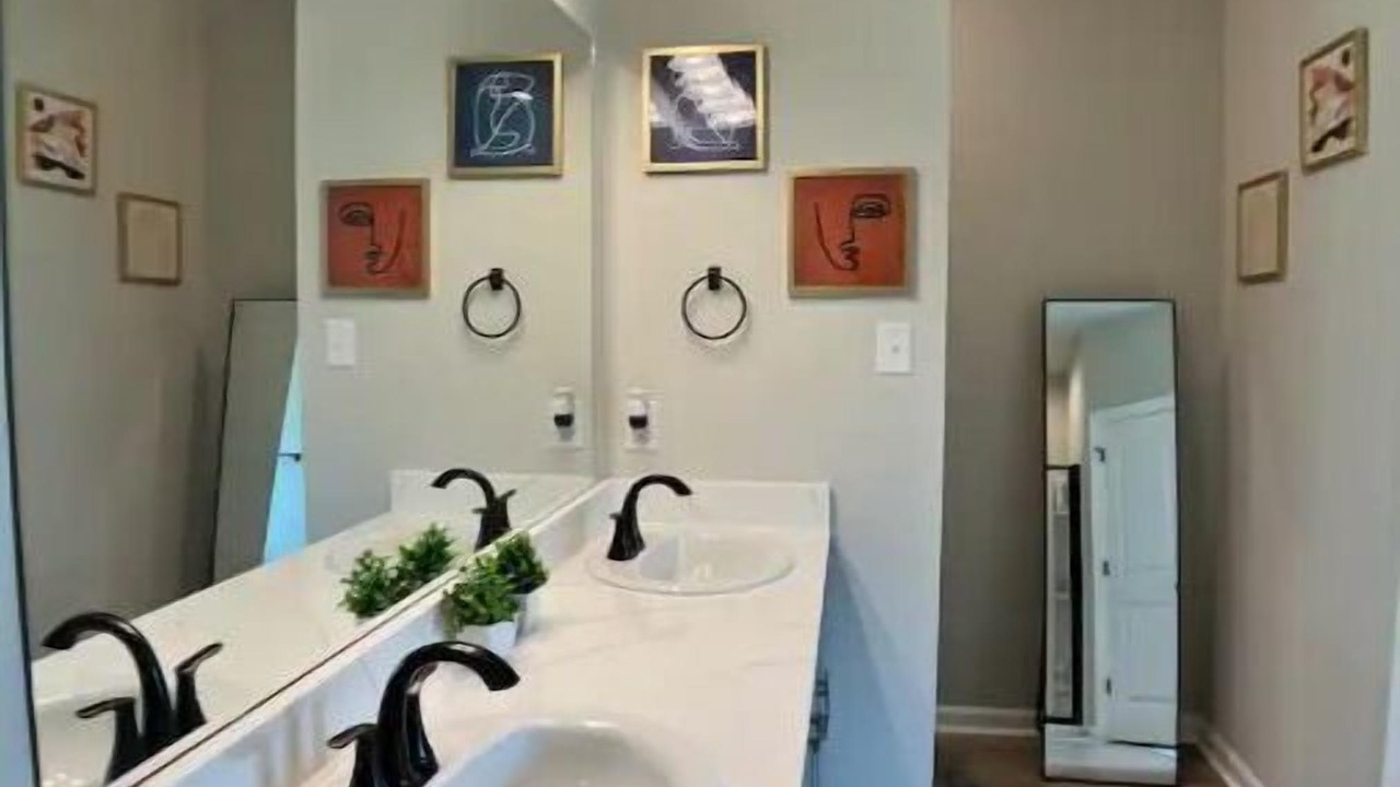 Photo of Bathroom in Milton