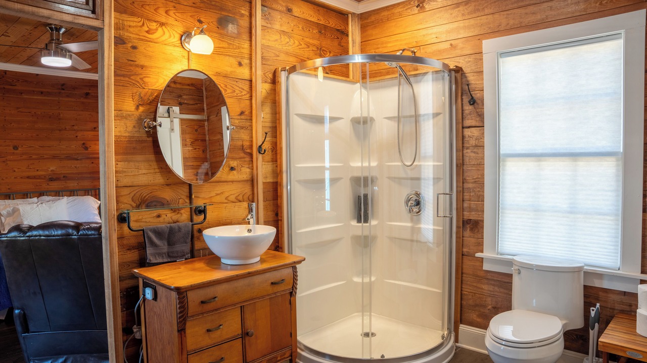 Photo of Bathroom in Lufkin