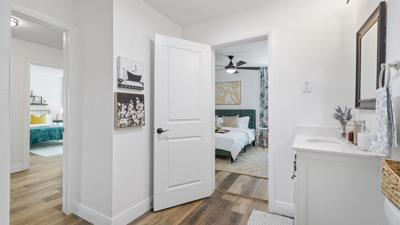 Photo of Bedroom in North Hyde Park