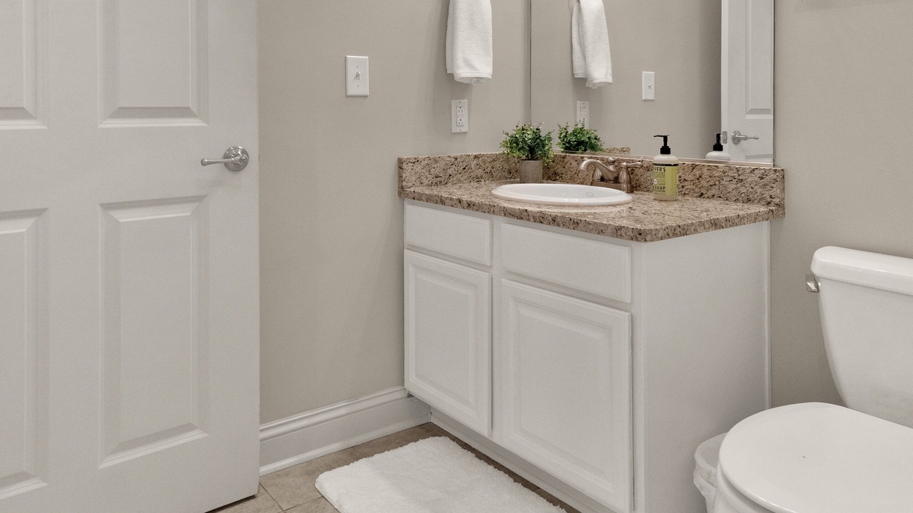 Photo of Bathroom in Highlands - Perkins