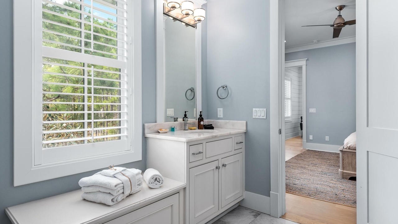 Photo of Bathroom in Forest District