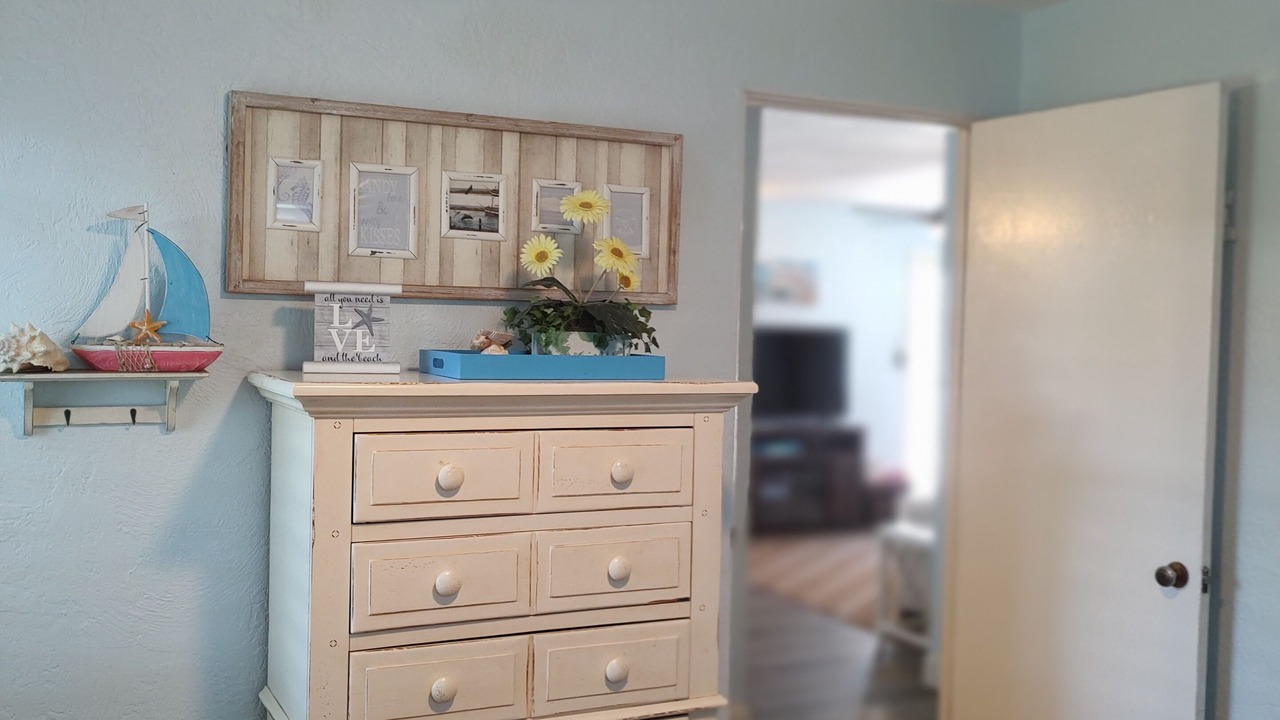 Photo of Bedroom in Ormond Ocean Gard