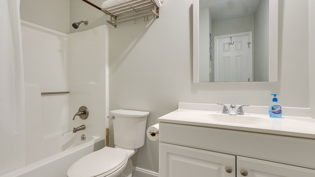 Photo of Bathroom in Theodore