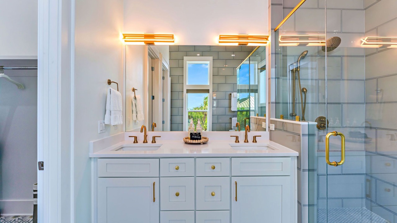Photo of Bathroom in Plantation