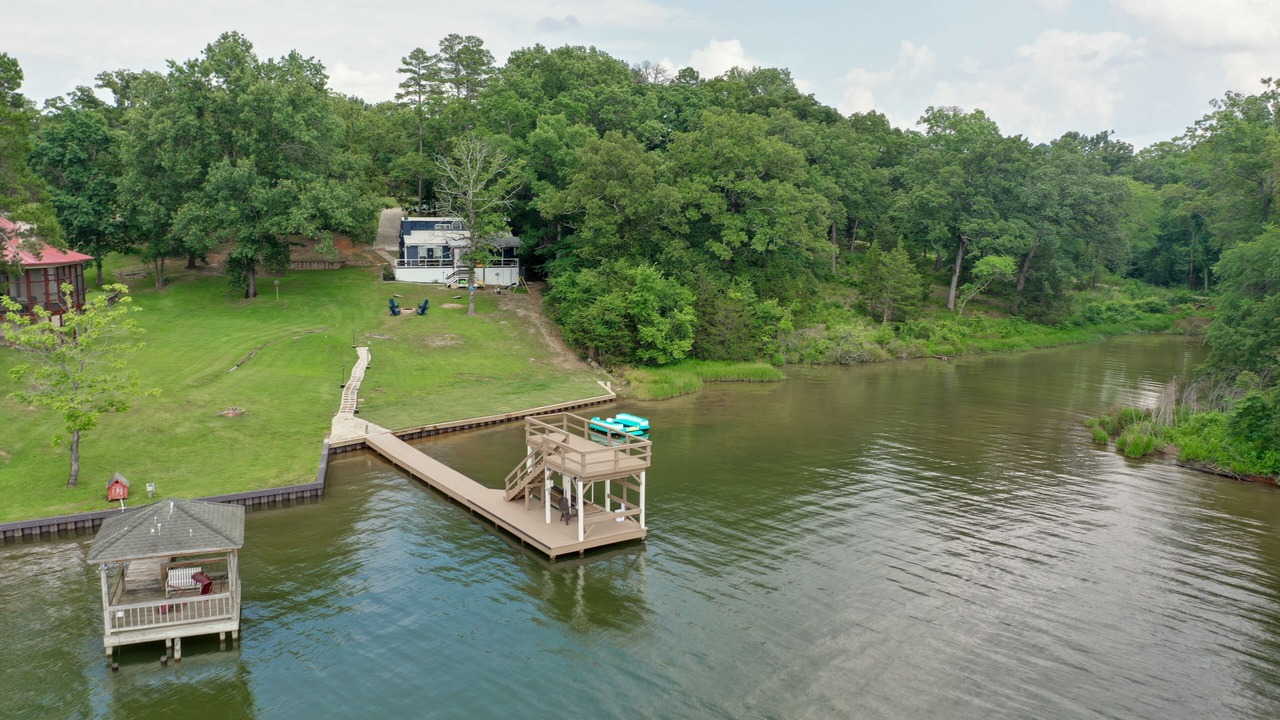 Photo of Outdoor in Dogwood