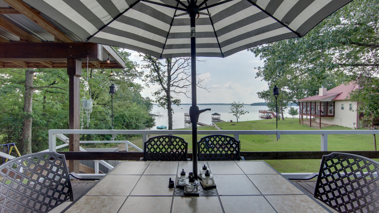 Photo of Outdoor in Dogwood