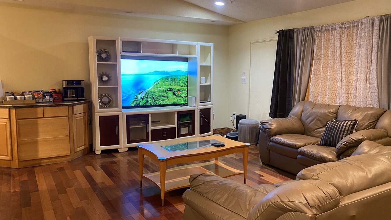 Photo of Livingroom in Northeast Pensacola