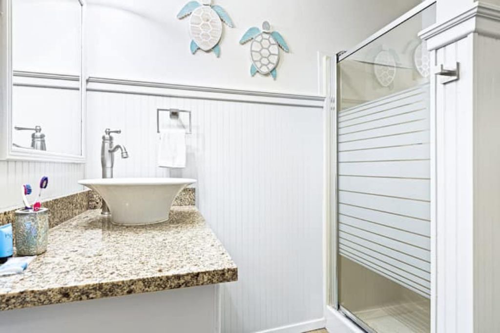 Photo of Bathroom in Quinlan
