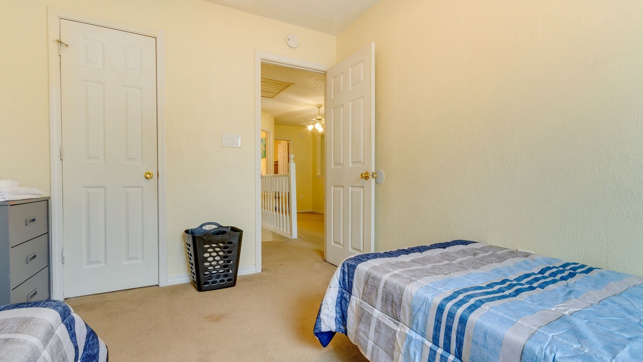 Photo of Bedroom in Mary Esther