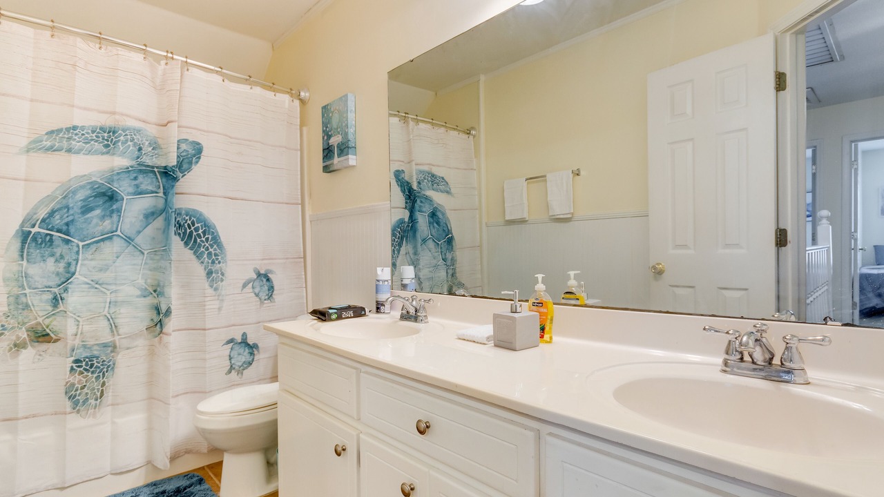 Photo of Bathroom in Mary Esther