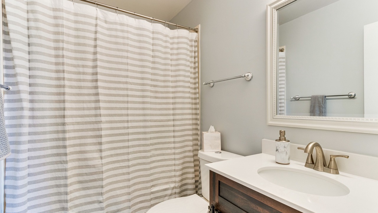 Photo of Bathroom in Mary Esther