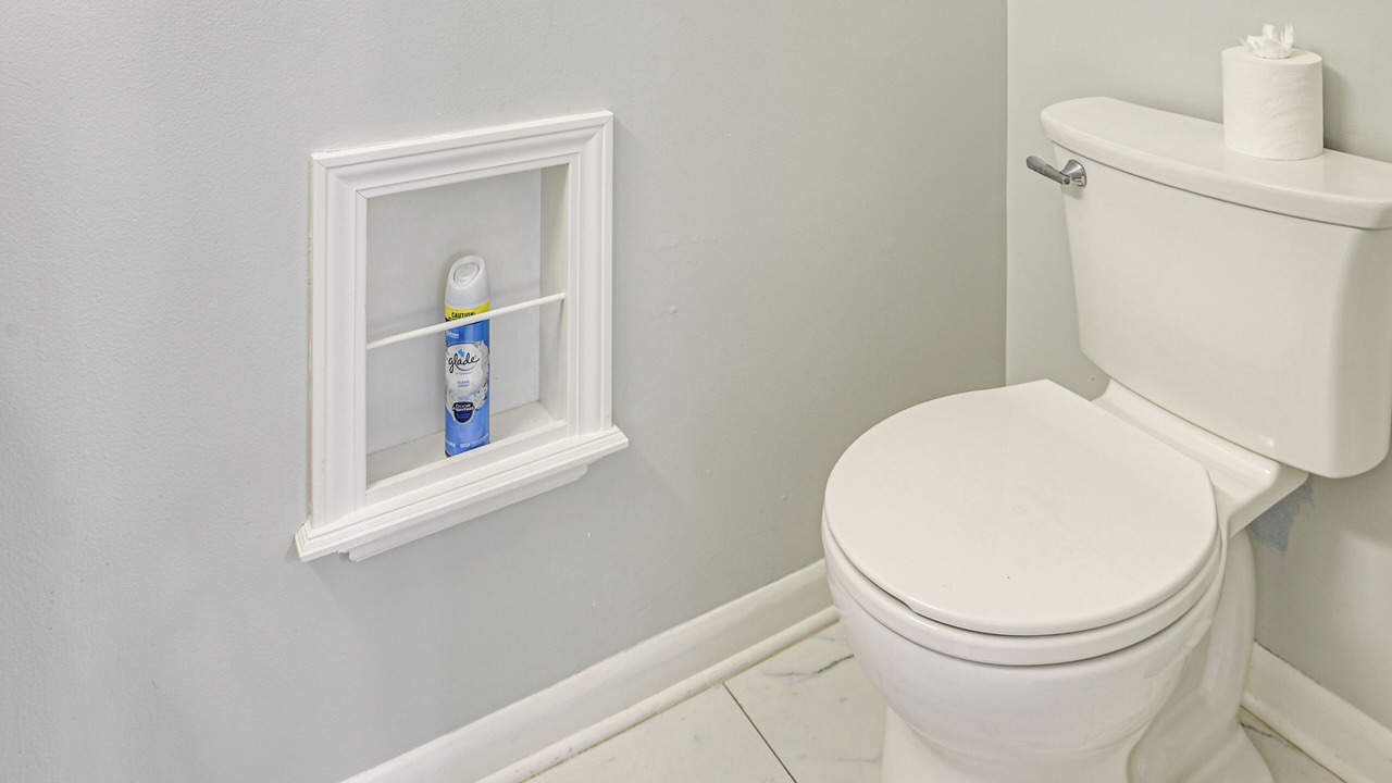 Photo of Bathroom in Mary Esther
