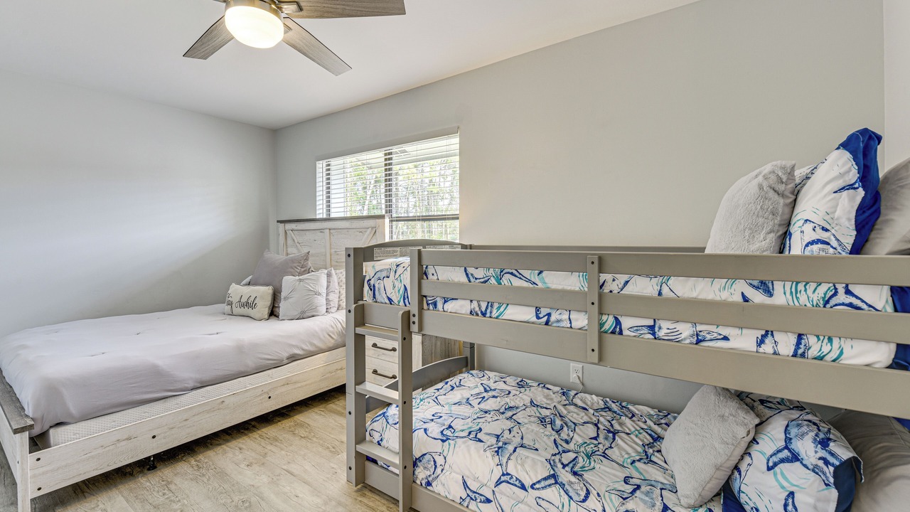 Photo of Bedroom in Mary Esther