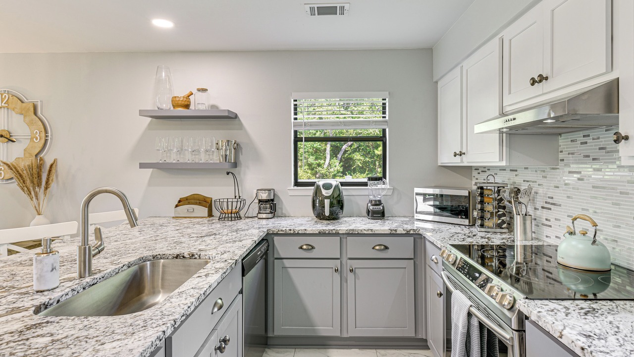 Photo of Kitchen in Mary Esther