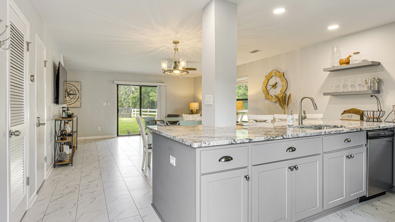 Photo of Kitchen in Mary Esther