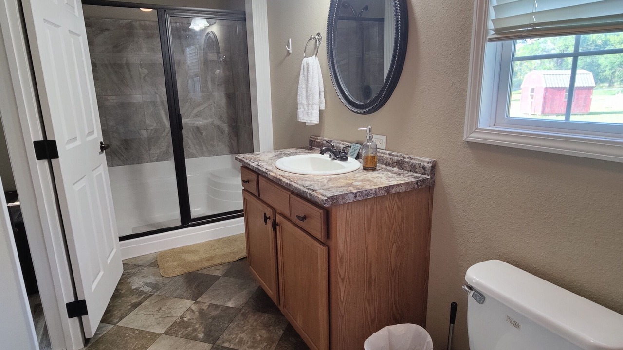 Photo of Bathroom in Wewahitchka