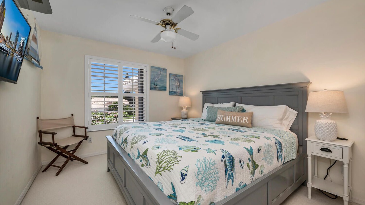 Photo of Bedroom in Crown Pointe