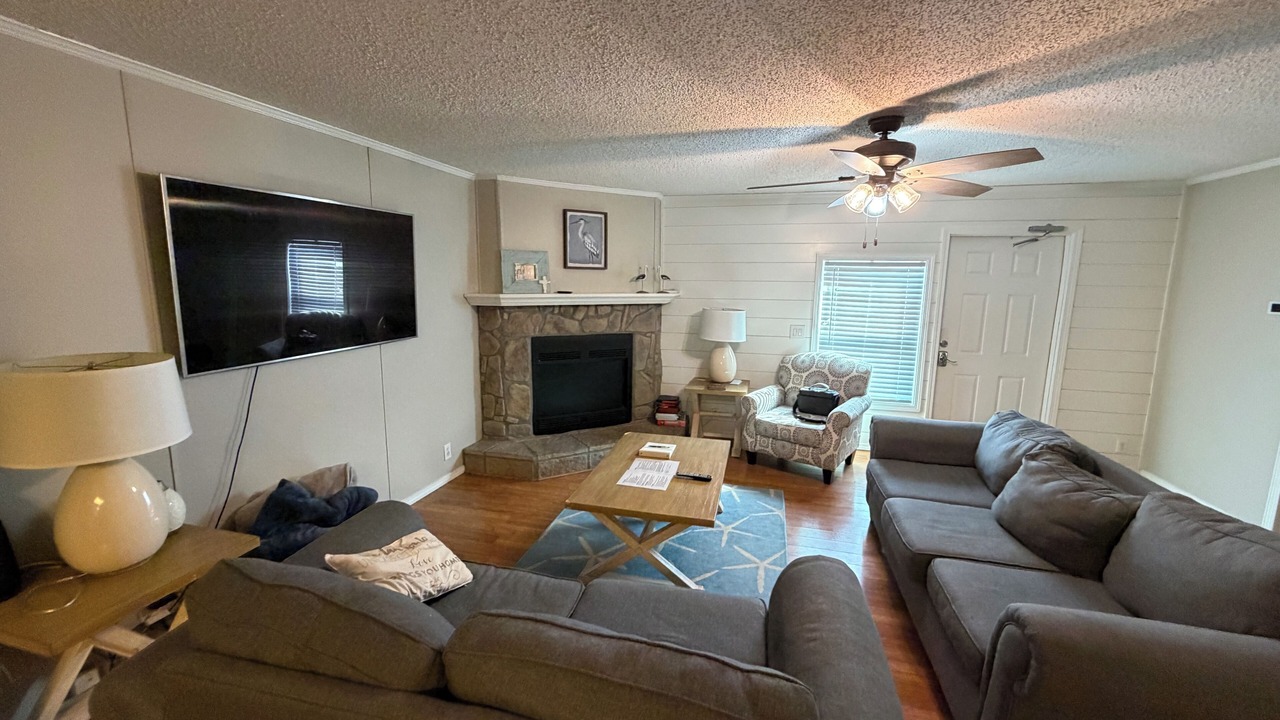 Photo of Livingroom in Chauvin