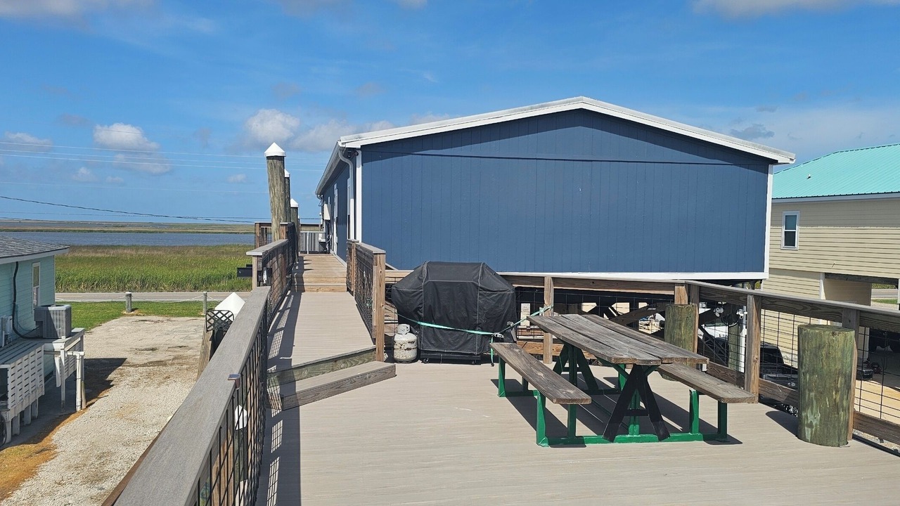 Photo of Outdoor in Chauvin