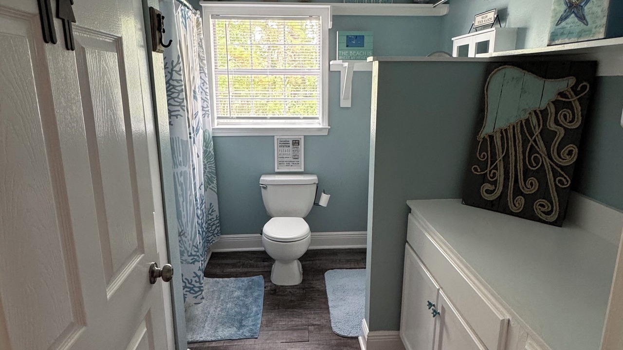 Photo of Bathroom in Shoreline Park