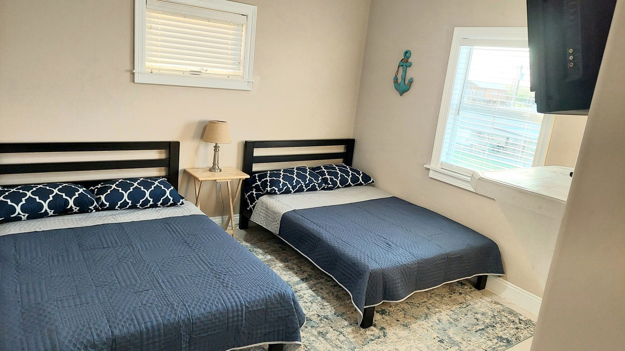 Photo of Bedroom in Holly Beach