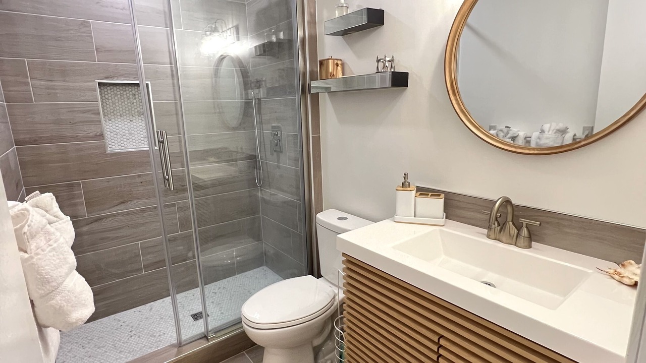 Photo of Bathroom in Treasure Cove