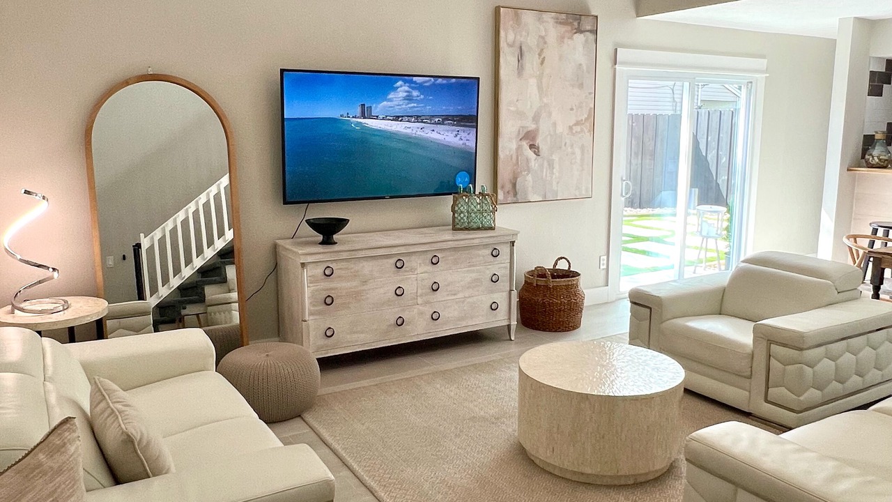 Photo of Livingroom in Treasure Cove