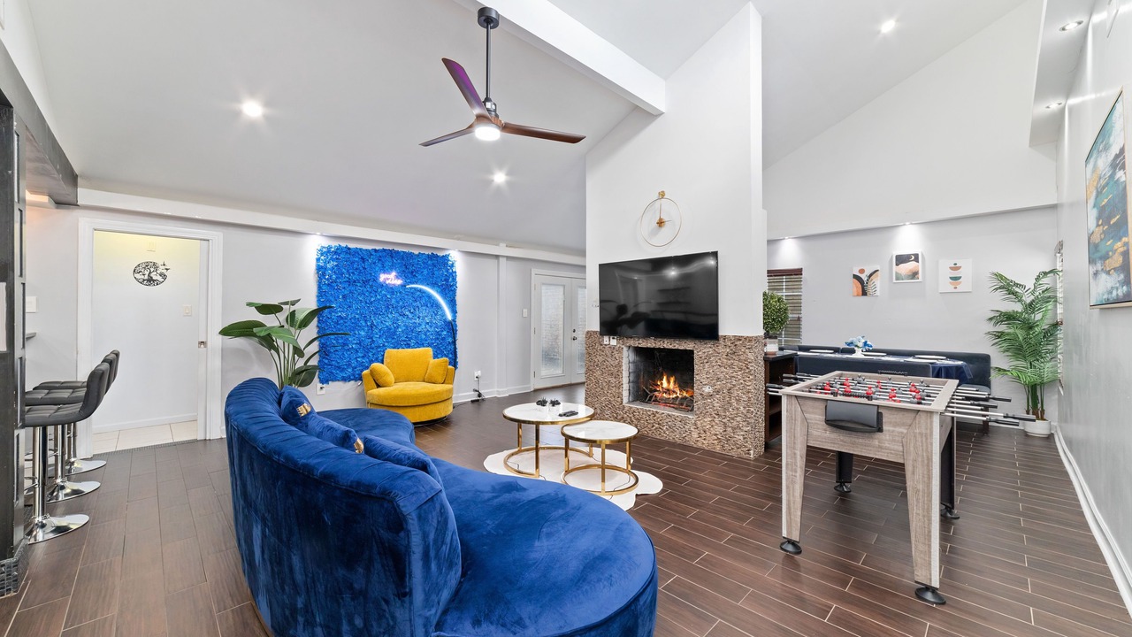 Photo of Bedroom in Clodine