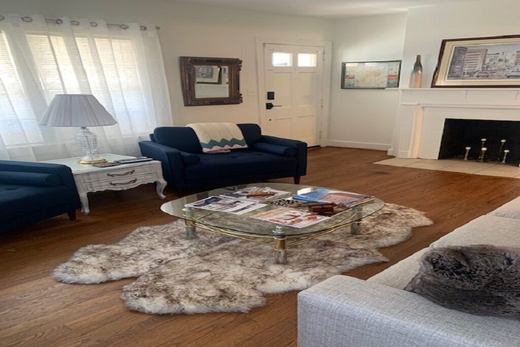 Photo of Livingroom in Crestline Heights