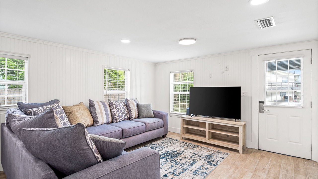 Photo of Livingroom in Bahama Beach