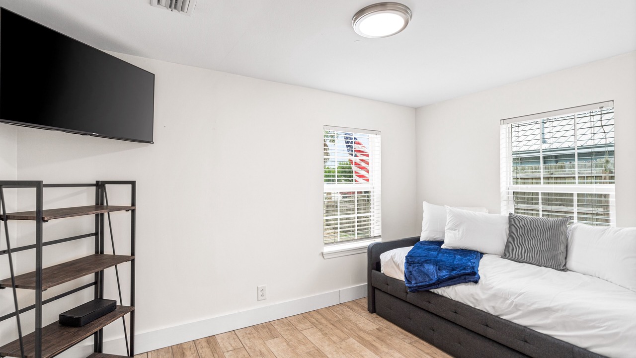 Photo of Bedroom in Bahama Beach